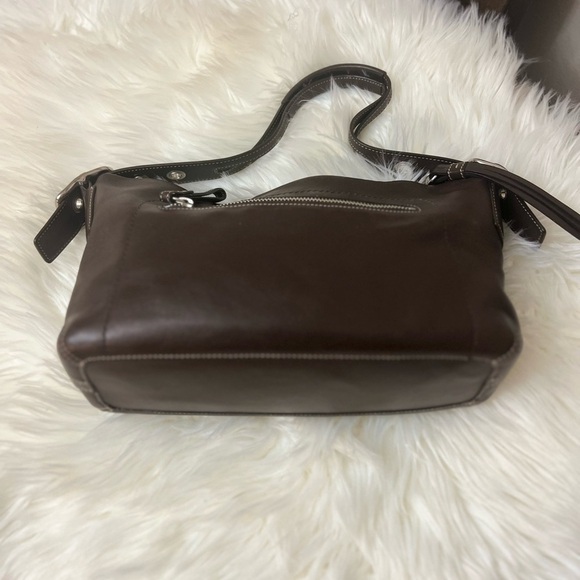 Coach Rare Vintage Brown #1417
East West Legacy Leather Shoulder Bag - Picture 2 of 13